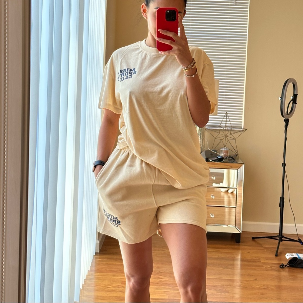 Nude lounge set